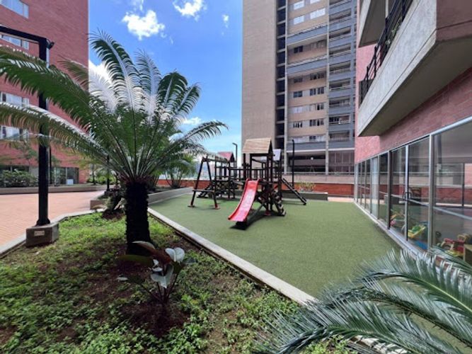Apartamento de 2 alcobas en venta en Niquia, Bello, 54 m² · foto 23 de 24
