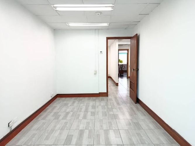 Oficina en arriendo en Milla De Oro, Medellín, 105 m² · foto 6 de 15