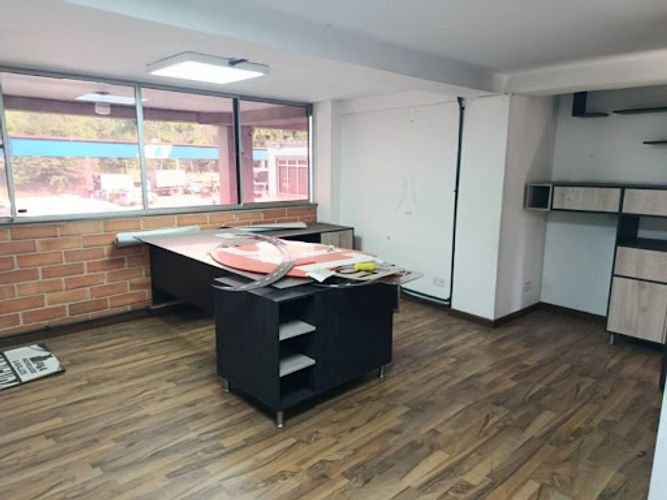 Local en arriendo en El Chagualo, Medellín, 330 m² · foto 19 de 23