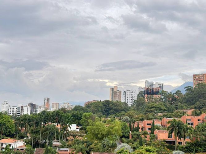Apartamento de 2 alcobas en arriendo en Loma Benedictinos, Medellín, 100 m² · foto 19 de 21