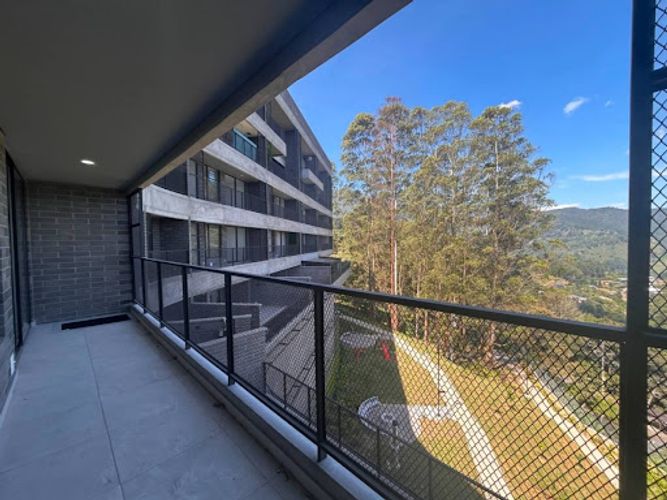 Apartamento de 2 alcobas en venta en Loma Del Escobero, Envigado, 74 m² · foto 2 de 23