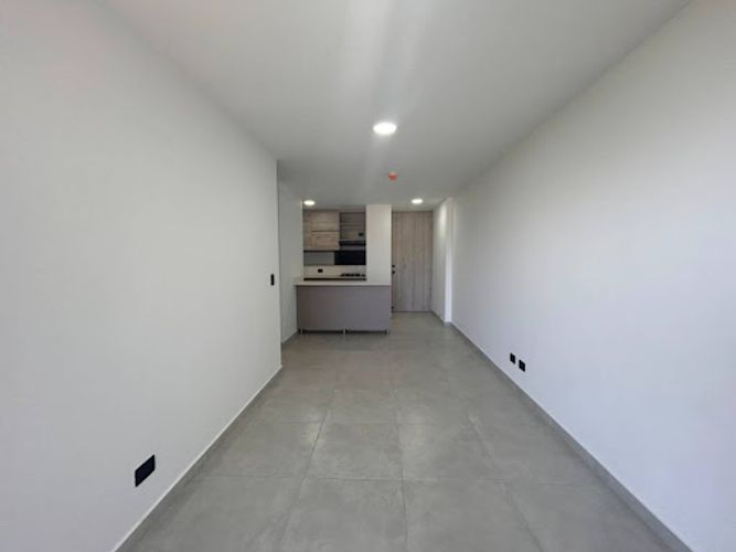 Apartamento de 2 alcobas en venta en Loma Del Escobero, Envigado, 74 m² · foto 4 de 23