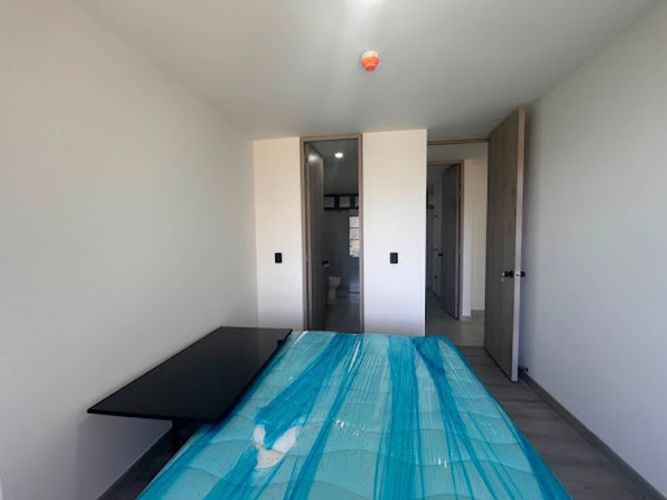 Apartamento de 2 alcobas en venta en Loma Del Escobero, Envigado, 74 m² · foto 13 de 23