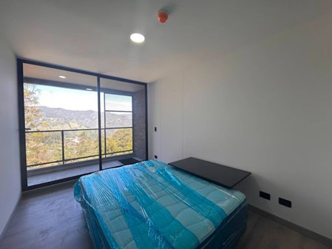 Apartamento de 2 alcobas en venta en Loma Del Escobero, Envigado, 74 m² · foto 14 de 23