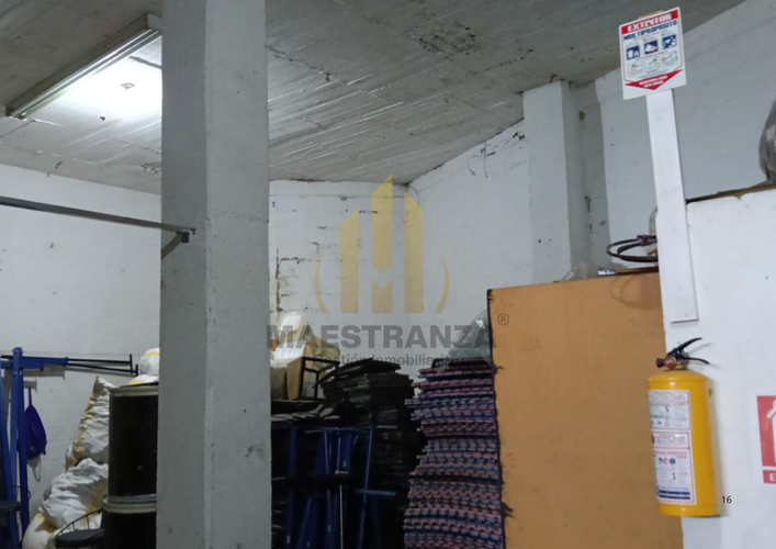 Bodega en venta en Cabecera San Antonio De Prado, Medellín, 1035 m² · foto 4 de 17