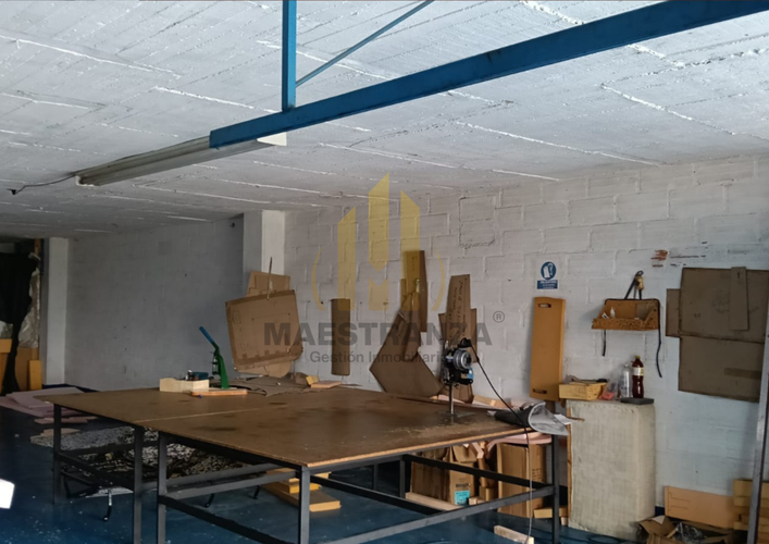 Bodega en venta en Cabecera San Antonio De Prado, Medellín, 1035 m² · foto 9 de 17