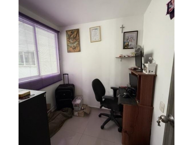 Apartamento de 3 alcobas en venta en Cr. Surcos De Pangola, Jamundí, 62 m² · foto 8 de 13