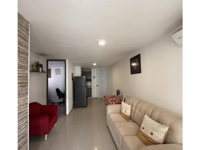 Apartamento de 3 alcobas en venta en Cr. Surcos De Pangola, Jamundí, 62 m² · foto 10 de 13