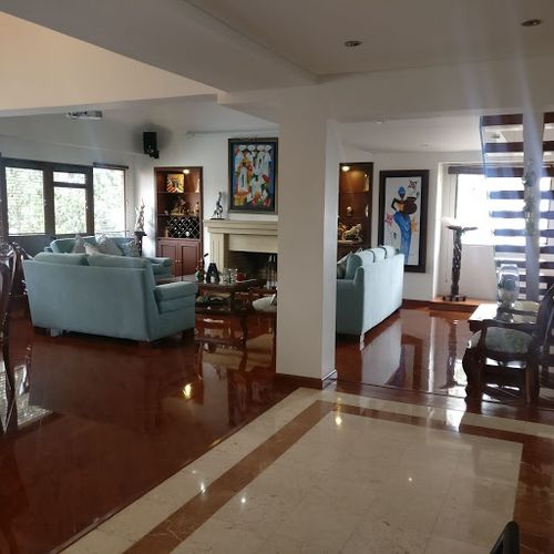Apartamento de 4 alcobas en venta en Casa Blanca Suba, Bogotá, 231 m² · foto 4 de 24