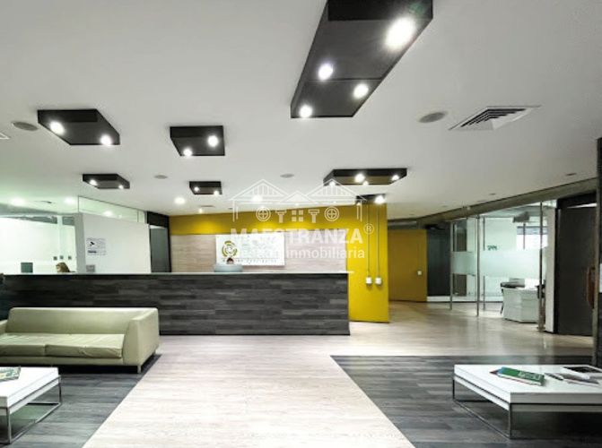 Oficina en venta en Villa Carlota, Medellín, 555 m² · foto 8 de 19
