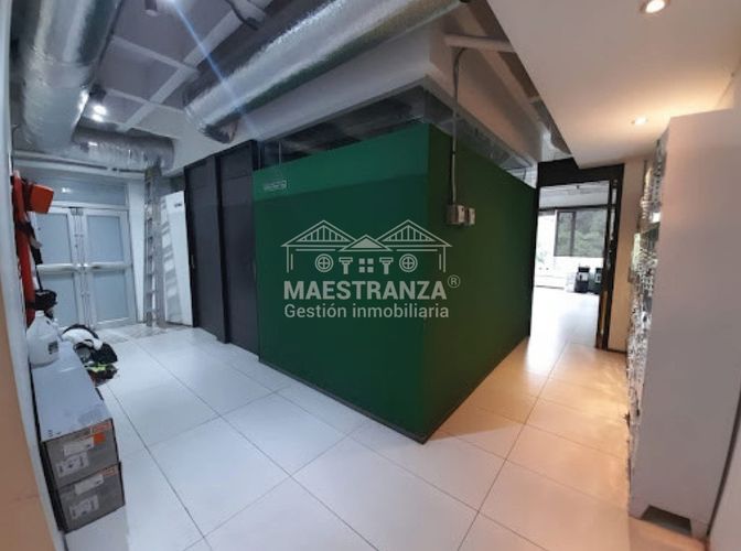Oficina en venta en Villa Carlota, Medellín, 555 m² · foto 9 de 19