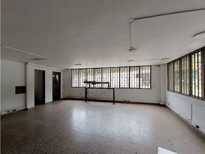 Bodega en arriendo en Los Nogales, Manizales, 1000 m² · foto 6 de 11