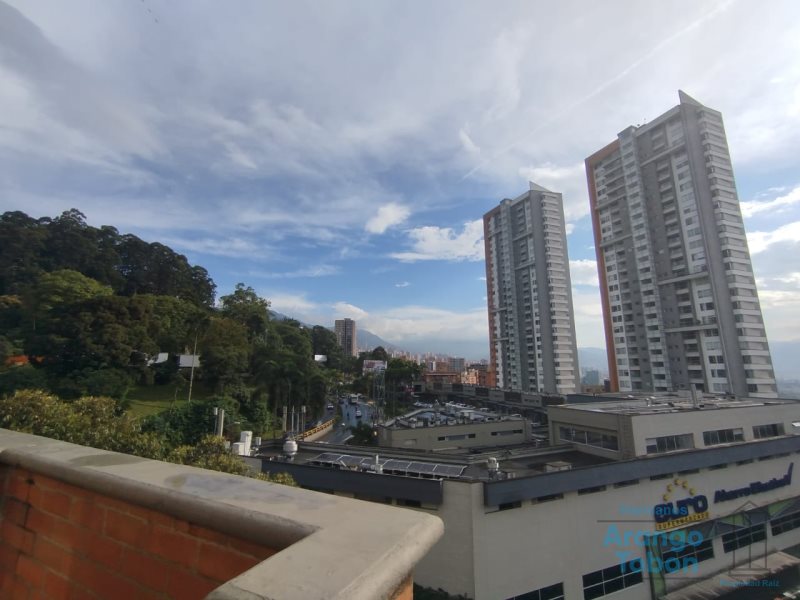 Apartamento en venta en Castropol, Medellín · foto 4 de 24