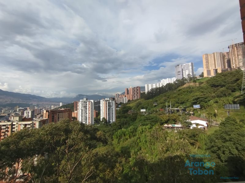 Apartamento en venta en Castropol, Medellín · foto 8 de 24