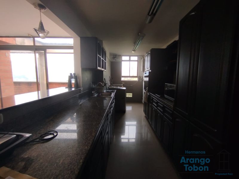 Apartamento en venta en Castropol, Medellín · foto 17 de 24