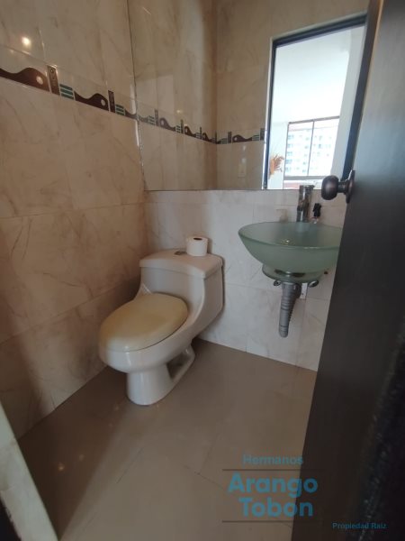Apartamento en venta en Castropol, Medellín · foto 18 de 24