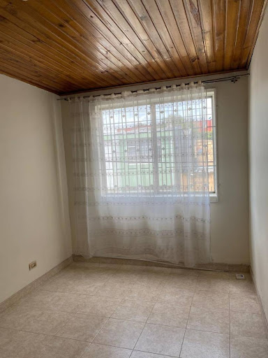 Casa en venta en Bolivia, Bogotá · foto 2 de 24