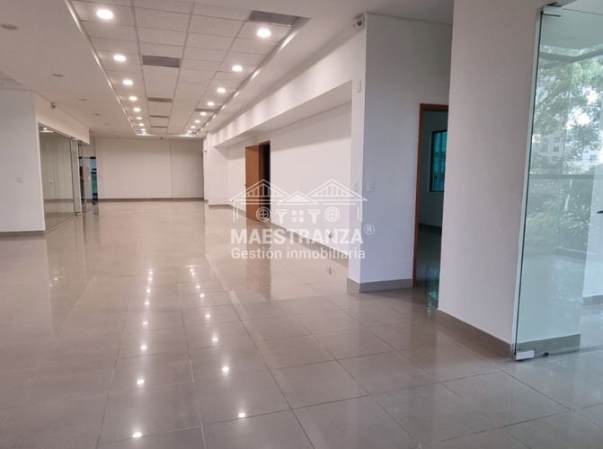 Oficina en venta en Alejandría, Medellín, 418 m² · foto 9 de 14