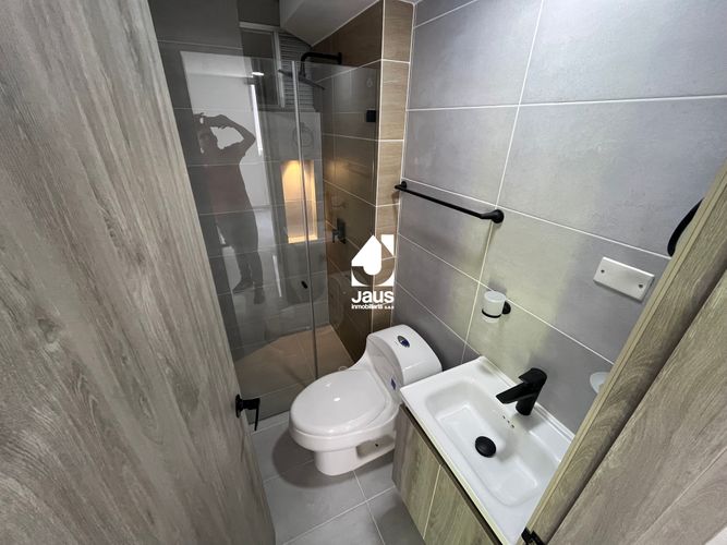Apartamento de 2 alcobas en venta en Quebrada La Iglesia Ii, Bucaramanga, 53 m² · foto 13 de 19