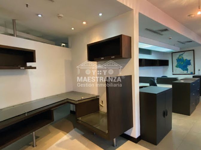 Oficina en venta en La Candelaria, Medellín, 279 m² · foto 18 de 20