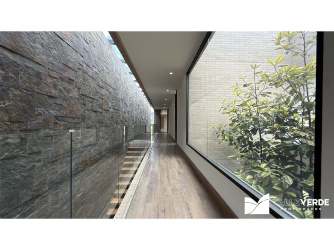 Casa de 3 alcobas en venta en Las Palmas, Envigado, 433 m² · foto 11 de 24