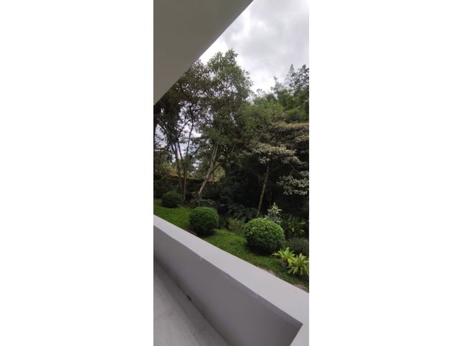 Casa de 4 alcobas en venta en Llano Grande, Rionegro, 320 m² · foto 11 de 12