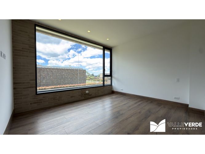 Casa de 3 alcobas en venta en Las Palmas, Envigado, 433 m² · foto 17 de 24