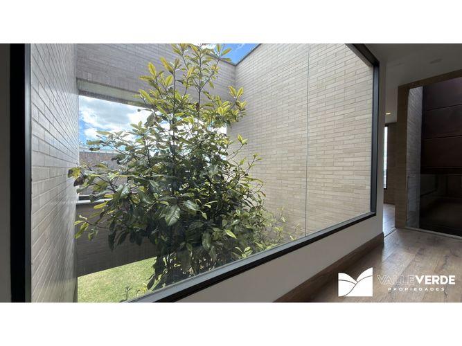 Casa de 3 alcobas en venta en Las Palmas, Envigado, 433 m² · foto 23 de 24