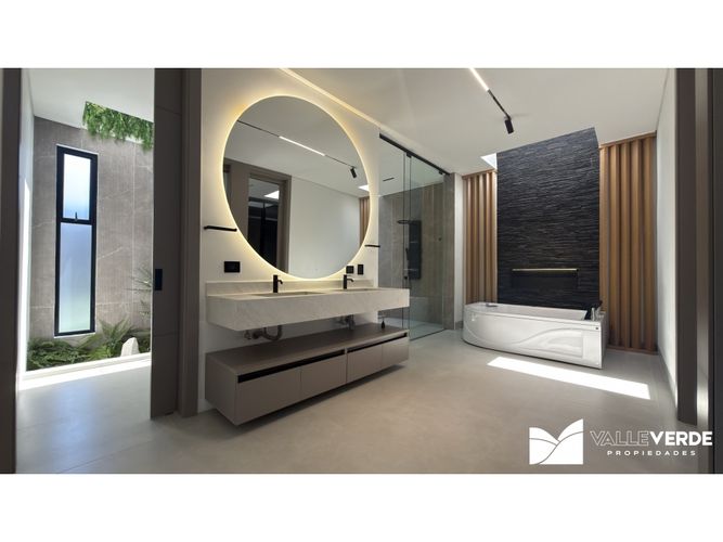Casa de 3 alcobas en venta en Llano Grande, Rionegro, 690 m² · foto 14 de 24