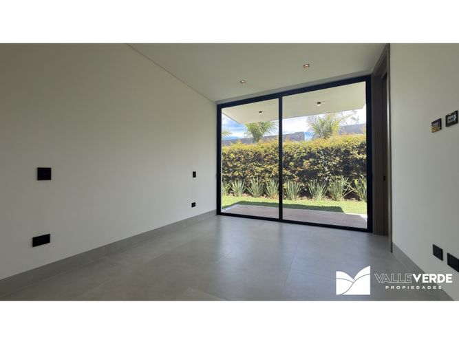 Casa de 3 alcobas en venta en Llano Grande, Rionegro, 690 m² · foto 20 de 24