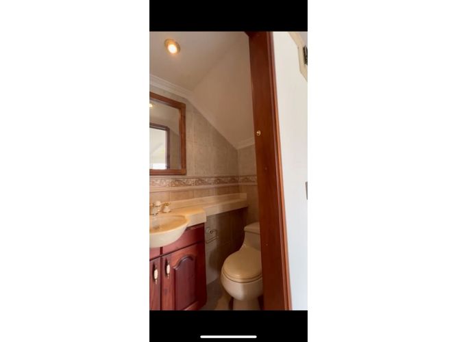 Apartamento de 2 alcobas en arriendo en Loma De Los Bernal, Medellín, 110 m² · foto 14 de 17