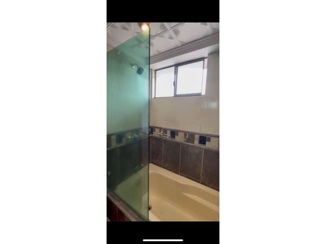Apartamento de 2 alcobas en arriendo en Loma De Los Bernal, Medellín, 110 m² · foto 17 de 17
