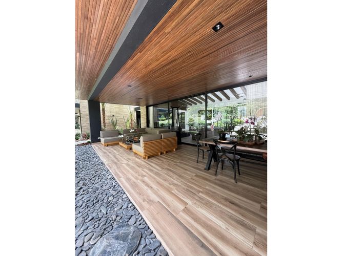Casa de 4 alcobas en venta en Llano Grande, Rionegro, 620 m² · foto 7 de 20