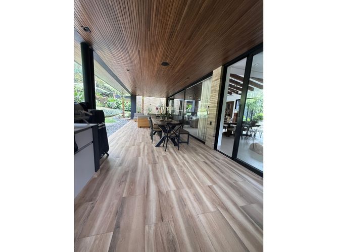 Casa de 4 alcobas en venta en Llano Grande, Rionegro, 620 m² · foto 8 de 20
