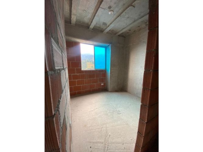 Apartamento de 2 alcobas en venta en Pan De Azucar, Sabaneta, 52 m² · foto 5 de 8