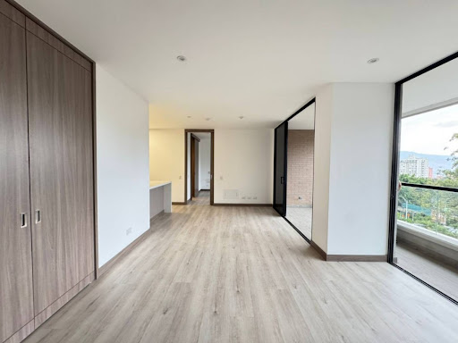 Apartamento en arriendo en San Lucas, Medellín · foto 2 de 24