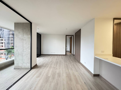 Apartamento en arriendo en San Lucas, Medellín · foto 3 de 24