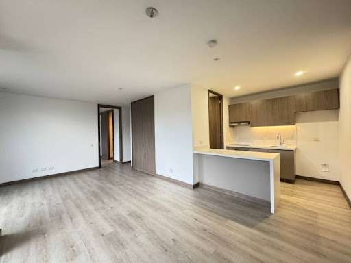Apartamento en arriendo en San Lucas, Medellín · foto 4 de 24