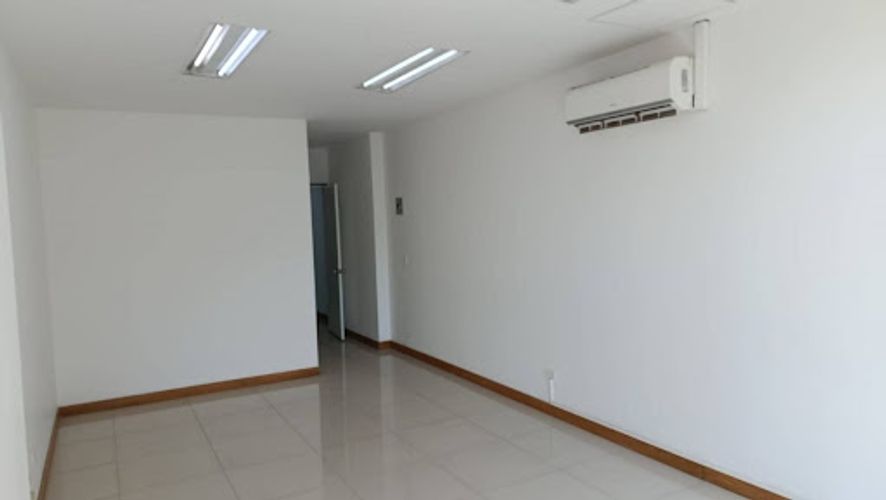 Local en arriendo en Milla De Oro, Medellín, 46 m² · foto 5 de 9
