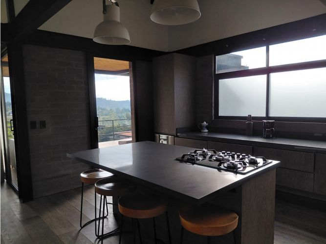Casa de 3 alcobas en venta en Pantanillo, El Retiro, 291 m² · foto 2 de 24