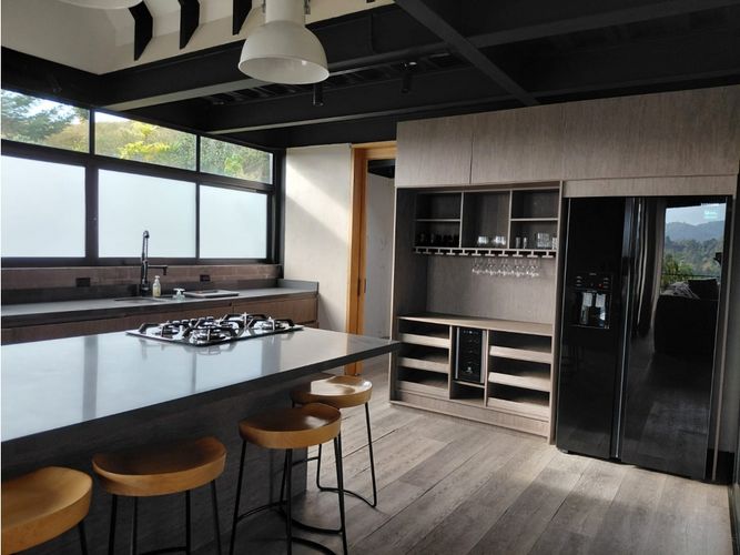 Casa de 3 alcobas en venta en Pantanillo, El Retiro, 291 m² · foto 4 de 24