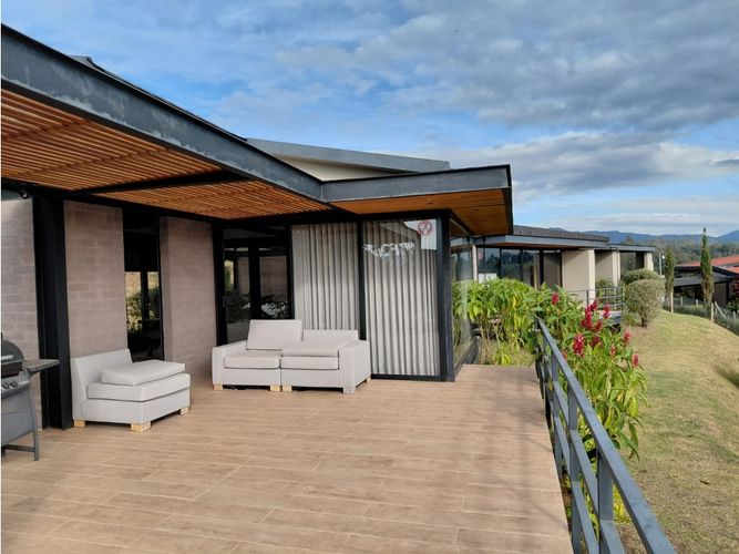 Casa de 3 alcobas en venta en Pantanillo, El Retiro, 291 m² · foto 8 de 24