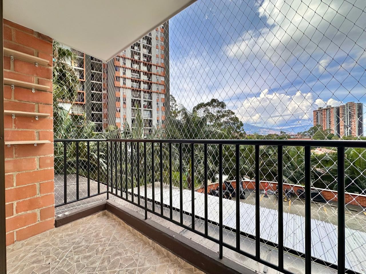 Apartamento en venta en Rodeo Alto, Medellín · foto 5 de 12