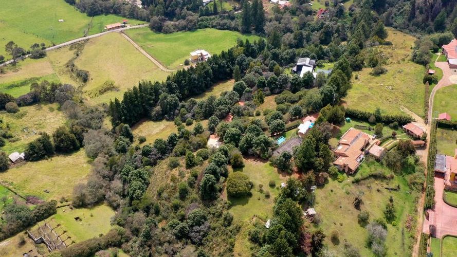 Lote en venta en El Libano, La Calera, 3013 m² · foto 13 de 20
