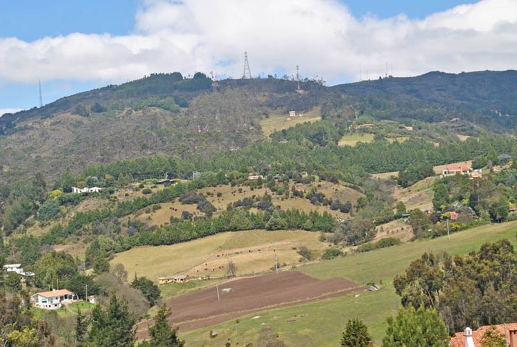 Lote en venta en El Libano, La Calera, 6400 m² · foto 12 de 21