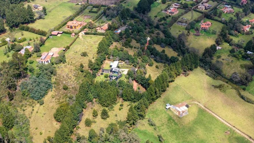 Lote en venta en El Libano, La Calera, 6400 m² · foto 19 de 21