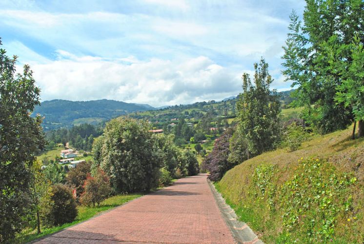 Lote en venta en El Libano, La Calera, 3400 m² · foto 16 de 24