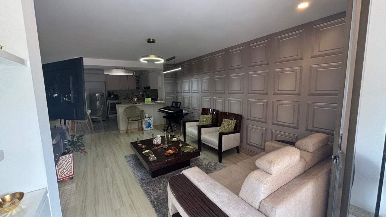 Apartamento en venta en Ciudad Jardin, Cali · foto 3 de 11