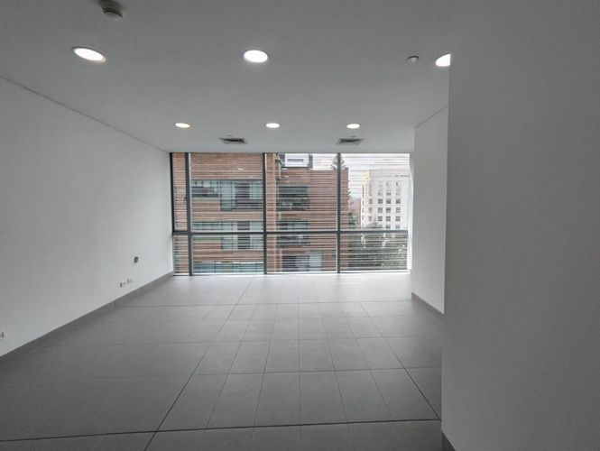 Oficina en arriendo en La Florida, Medellín, 50 m² · foto 6 de 10