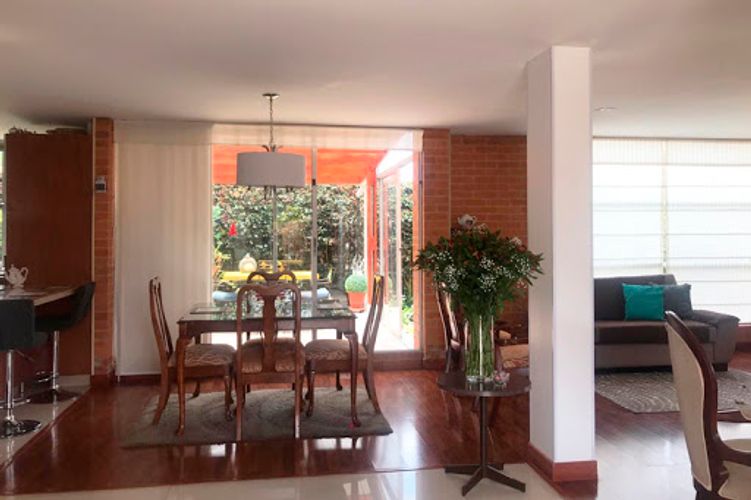 Casa de 3 alcobas en venta en Pueblo Viejo, Cota, 237 m² · foto 11 de 20